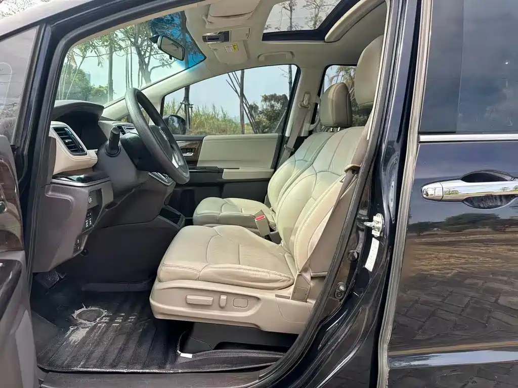 Odyssey 2017 2.4L Deluxe Edition купить на сайте DeffCars