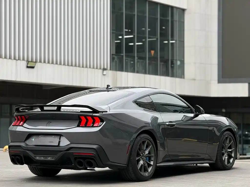 Mustang 2024 5.0L V8 Dark Horse купить на сайте DeffCars