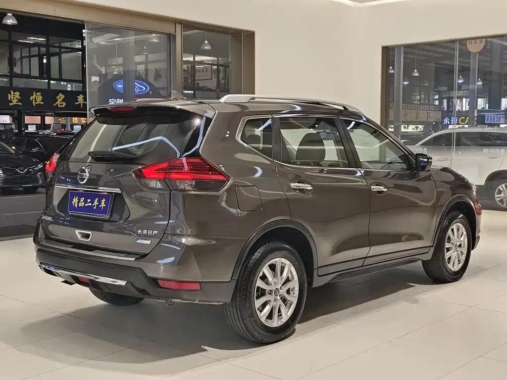X-Trail 2017 2.0L CVT Comfort Edition 2WD купить на сайте DeffCars