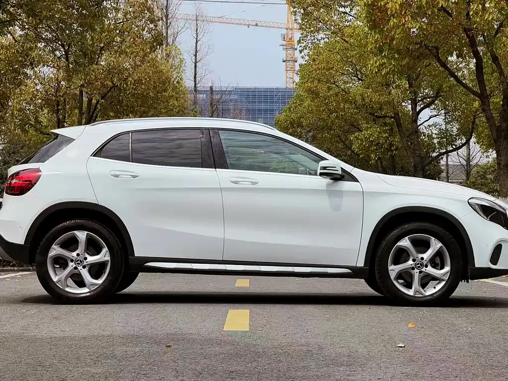 Mercedes-Benz GLA 2019 GLA 200 Dynamic купить на сайте DeffCars
