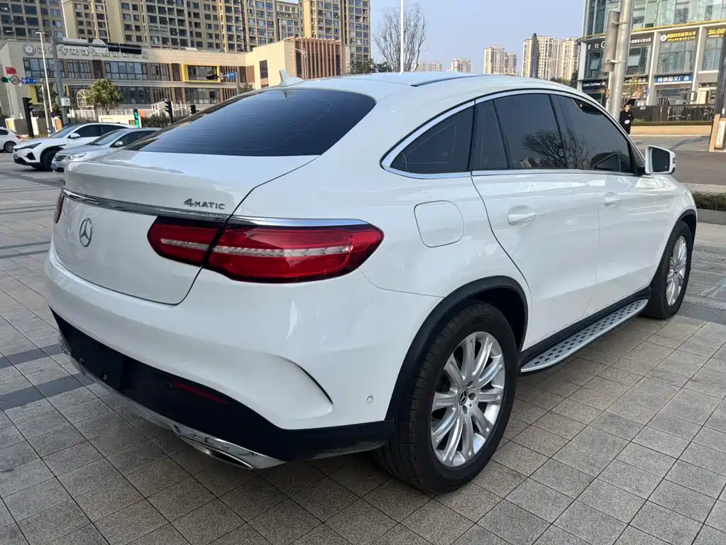 Mercedes-Benz GLE Coupe 2017 GLE 320 4MATIC Coupe SUV купить на сайте DeffCars