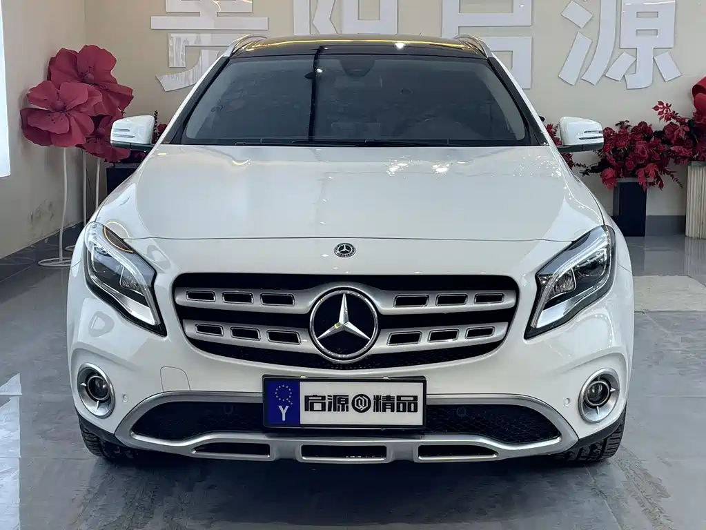 Mercedes-Benz GLA 2017 GLA 220 4MATIC Fashion Model купить на сайте DeffCars