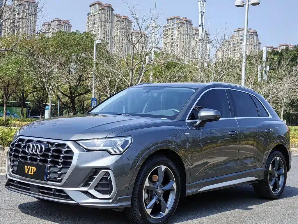 Audi Q3 2019 35 TFSI Fashionable and Dynamic купить на сайте DeffCars