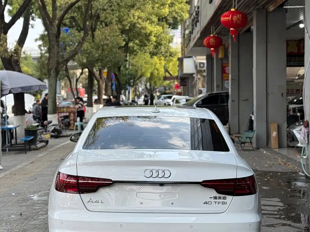 Audi A4L 2024 40 TFSI luxury and dynamic model купить на сайте DeffCars