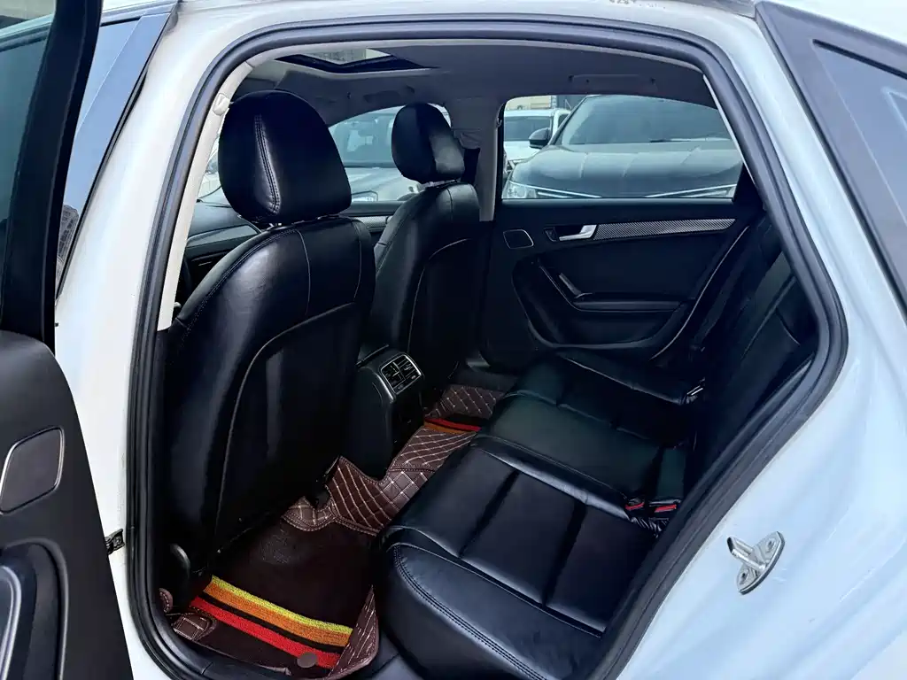 Audi A4L 2011 2.0 TFSI comfort type купить на сайте DeffCars