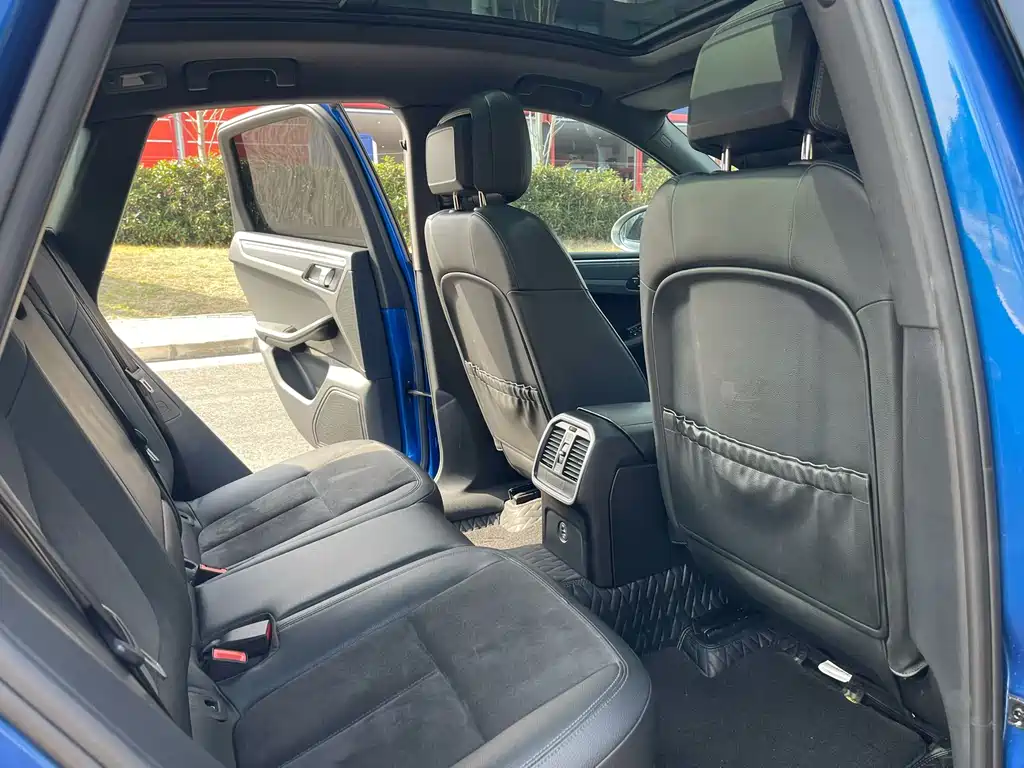 Macan 2020 Macan 2.0T купить на сайте DeffCars