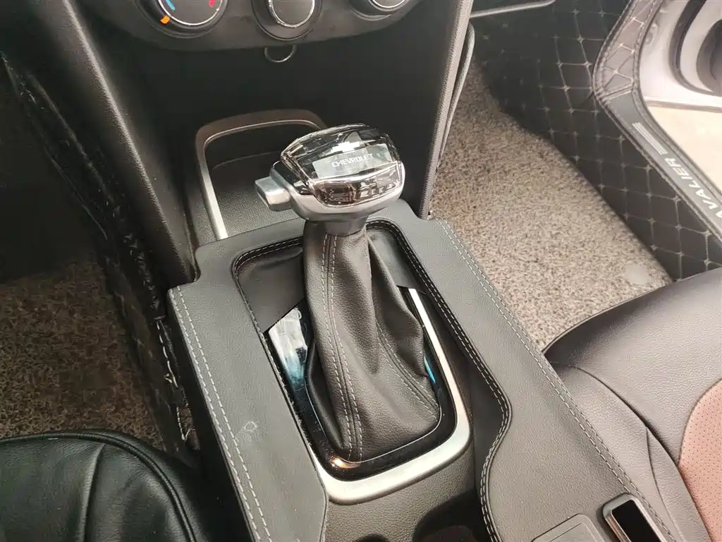 Kovoz 2019 320 automatic sunroof version купить на сайте DeffCars