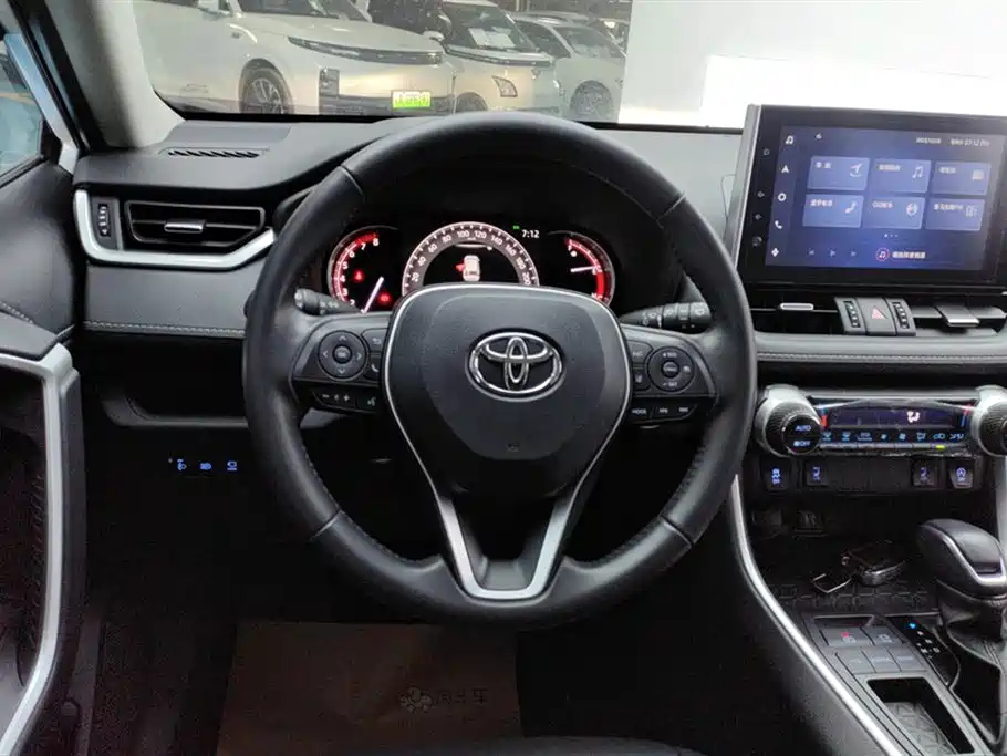 RAV4 Rongfang 2022 2.0L CVT two-wheel drive fashion Plus version купить на сайте DeffCars