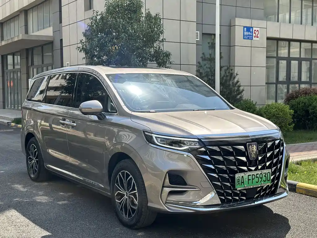 Roewe iMAX8 New Energy 2025 1.5T DMH Lu Zun Luxury Edition купить на сайте DeffCars