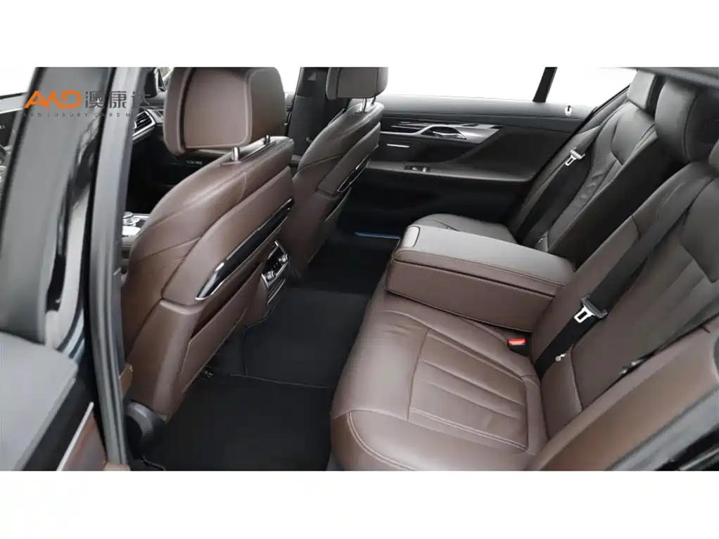 BMW 7 Series 2018 730Li Leading M Sports Package купить на сайте DeffCars