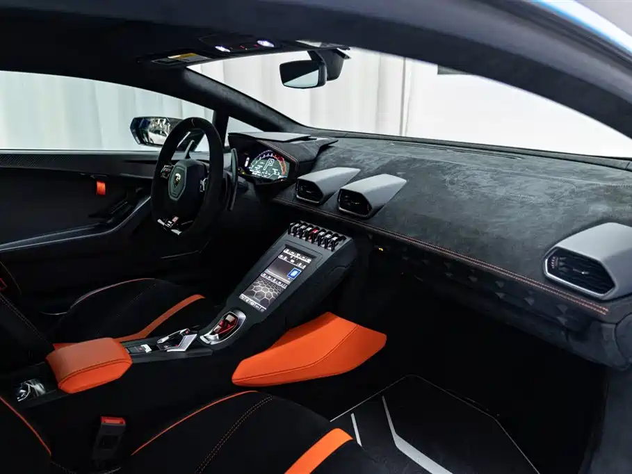 Huracán 2021 Huracán STO купить на сайте DeffCars
