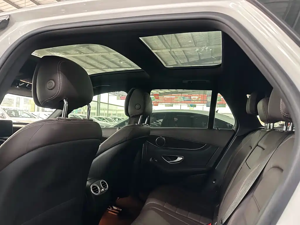 Mercedes-Benz GLC 2017 GLC 260 4MATIC luxury model купить на сайте DeffCars