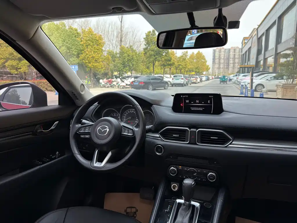 Mazda CX-5 2017 2.0L automatic two-wheel drive smart model, National V купить на сайте DeffCars