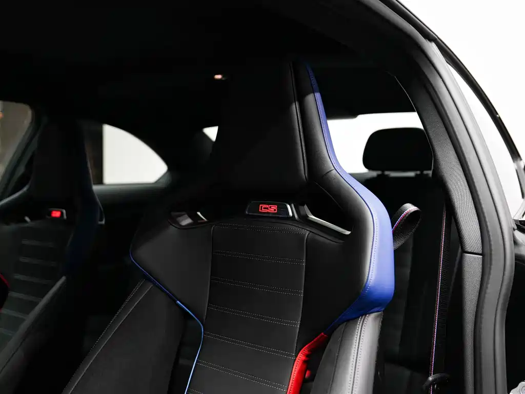 BMW M2 2025 M2 CS купить на сайте DeffCars