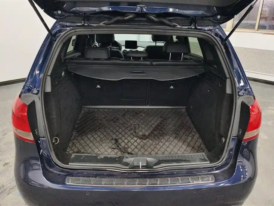 Mercedes-Benz B-Class 2019 B 200 Dynamic купить на сайте DeffCars