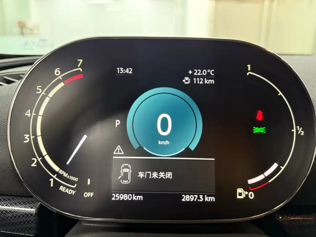 MINI CLUBMAN 2023 1.5T COOPER Connoisseur купить на сайте DeffCars