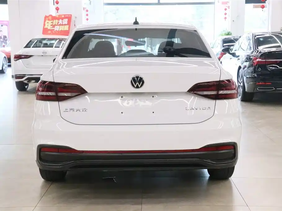 Lavida 2024 1.5L automatic Deyi version купить на сайте DeffCars