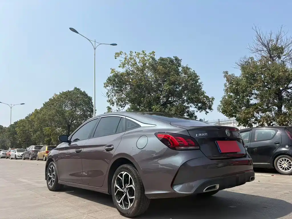 MG5 2022 180DVVT CVT Youth Flagship Edition купить на сайте DeffCars