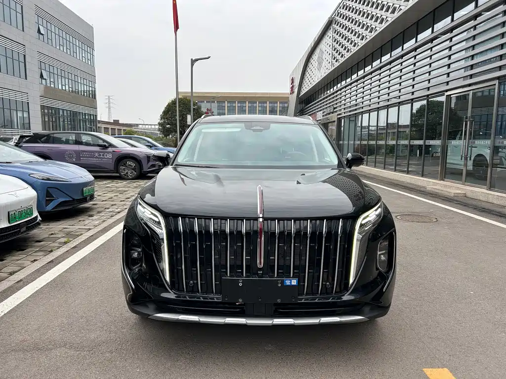 Hongqi HS7 PHEV 2024 2.0T PHEV four-wheel drive Qichang version 6 seats купить на сайте DeffCars