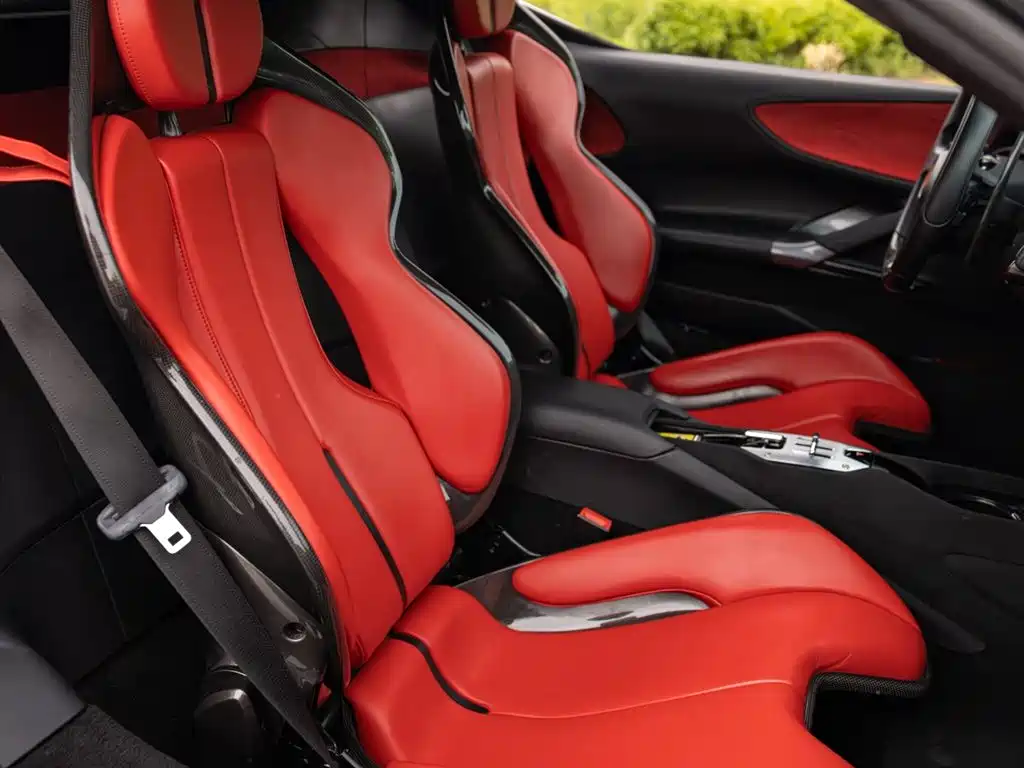 SF90 2020 3.9T V8 Stradale купить на сайте DeffCars