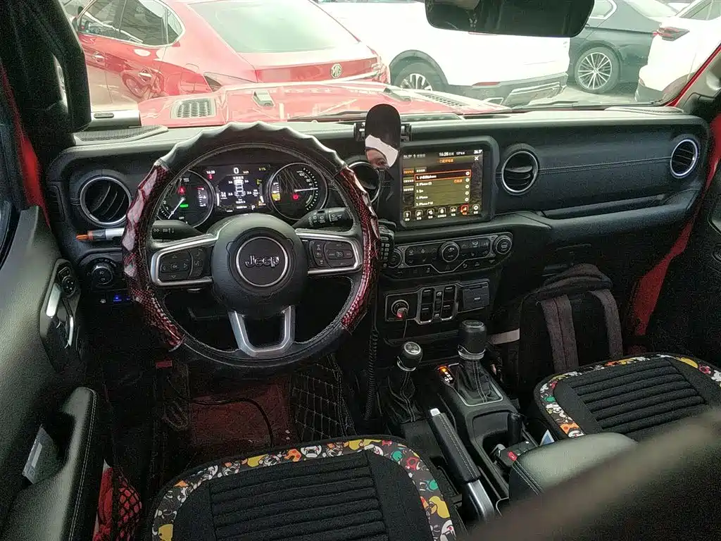 Wrangler New Energy 2021 Four-door 2.0T 4xe Sahara купить на сайте DeffCars