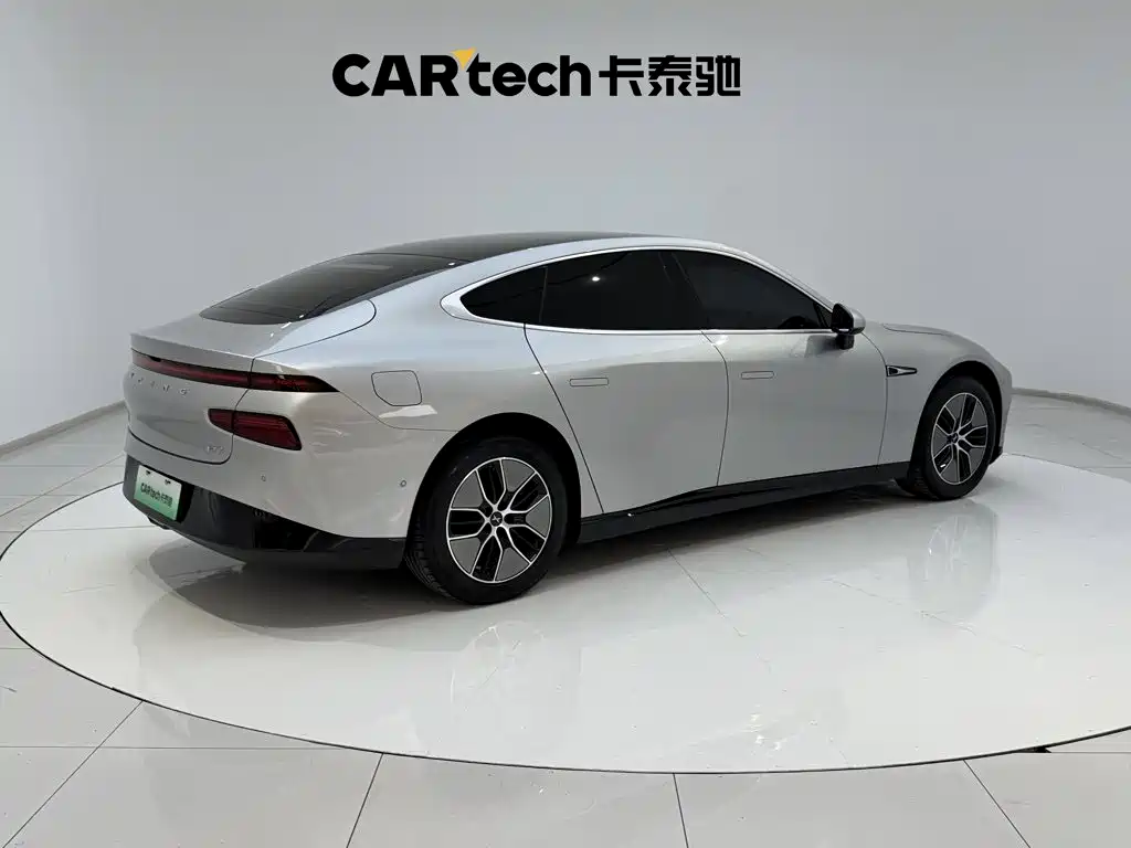 Xpeng P7 2024 model P7i 550 Max купить на сайте DeffCars