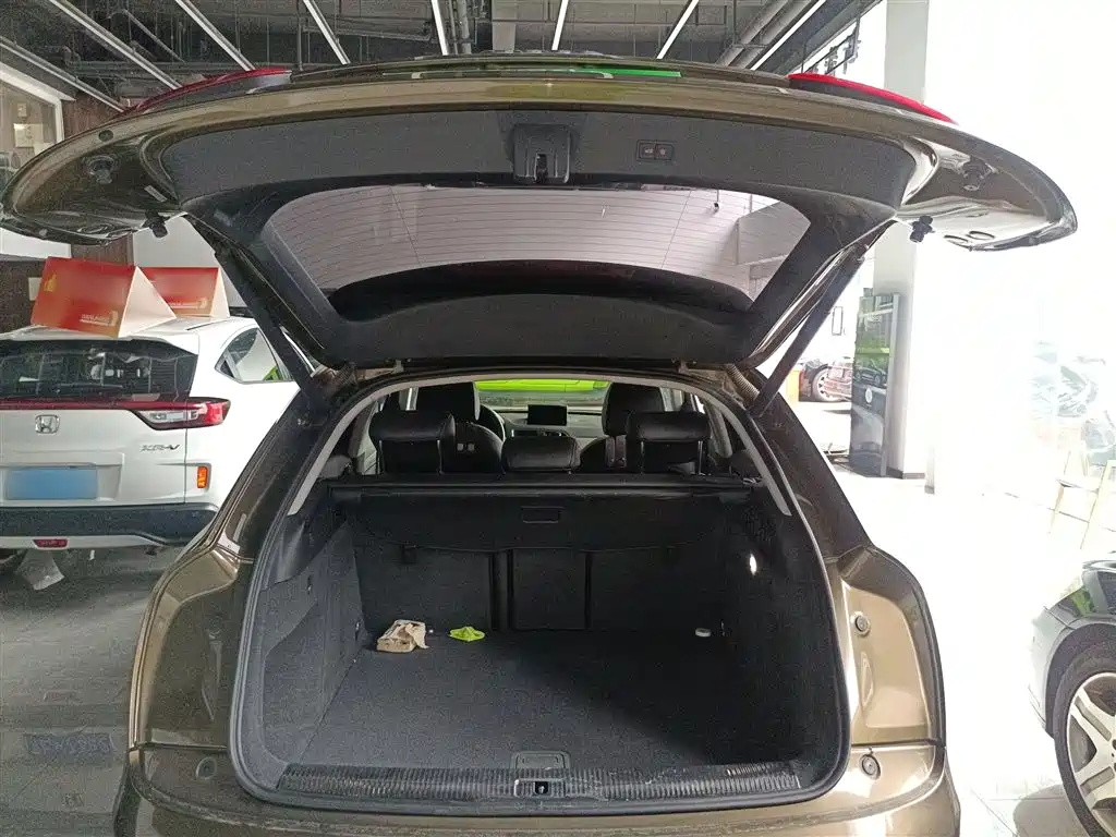 Audi Q3 2018 30th Anniversary Model 35 TFSI Sports купить на сайте DeffCars