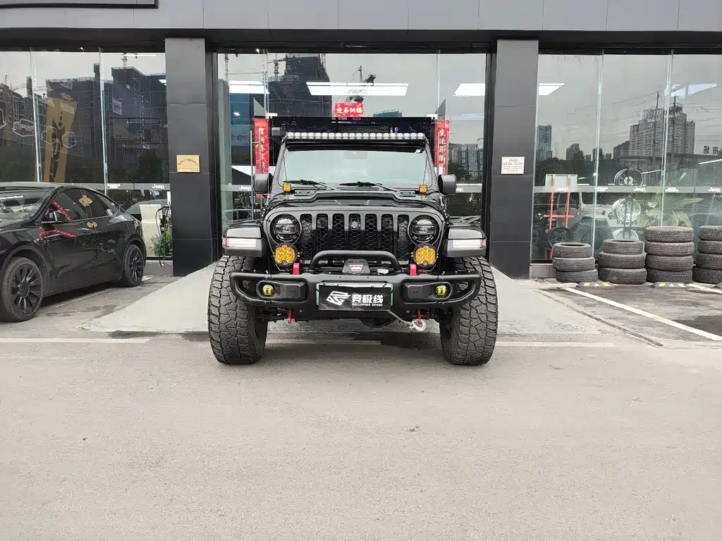 Wrangler New Energy 2021 Four-door 2.0T 4xe Sahara купить на сайте DeffCars