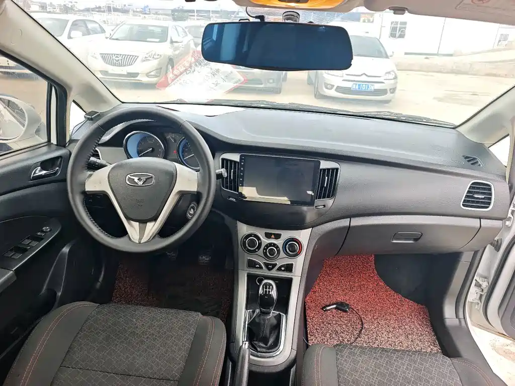 Kaiyi C3 2015 1.5L manual gold diamond type купить на сайте DeffCars