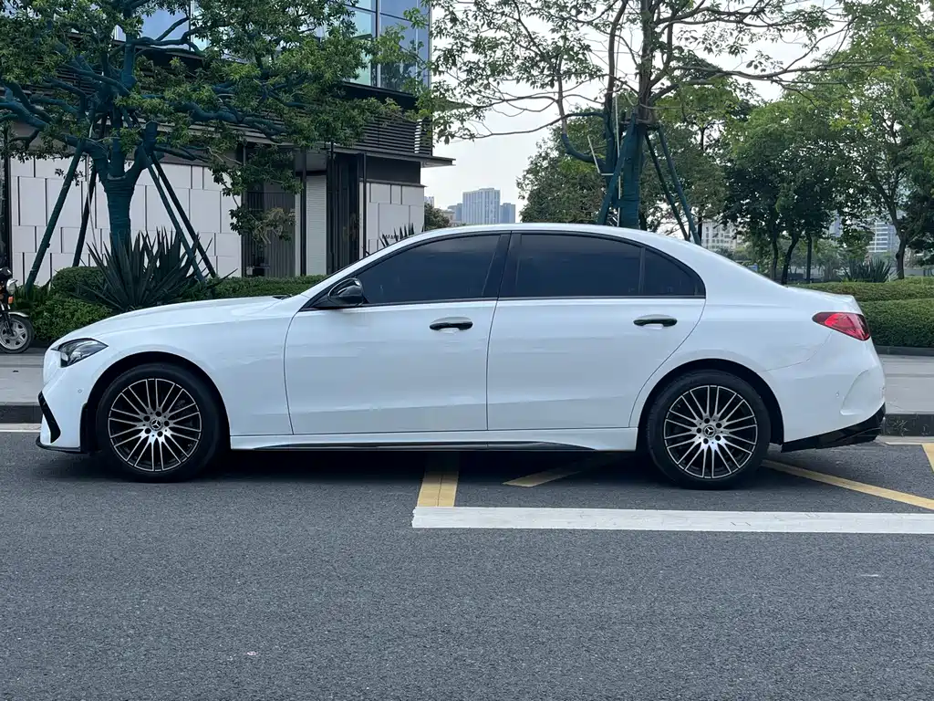 Mercedes C-Class 2023 C 200 L Sport Edition купить на сайте DeffCars
