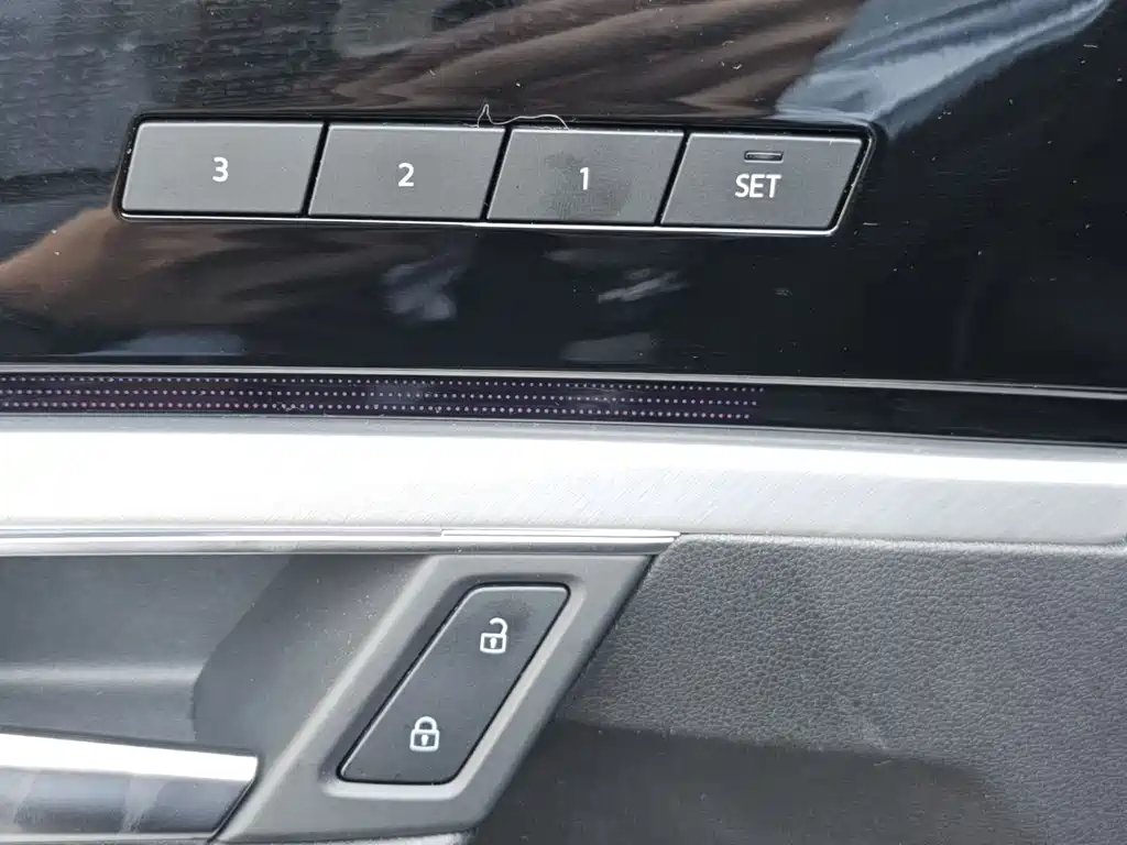 Touareg 2020 3.0TSI Ruixiang Edition National VI купить на сайте DeffCars