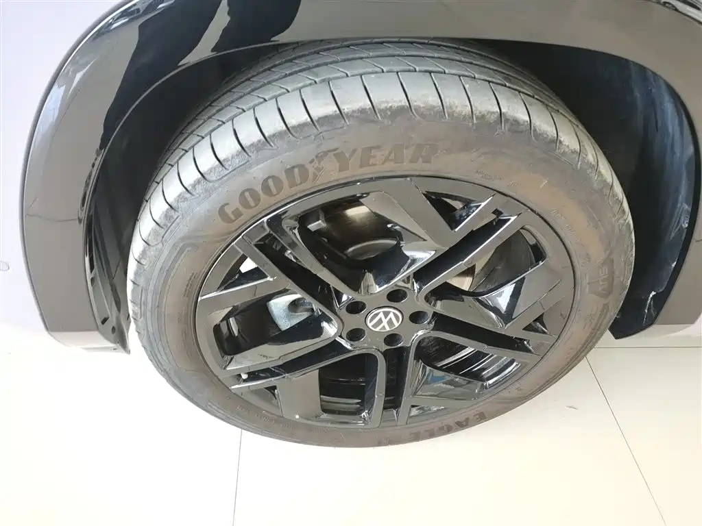 Touron 2025 Touron Pro 450TSI four-wheel drive peak version купить на сайте DeffCars