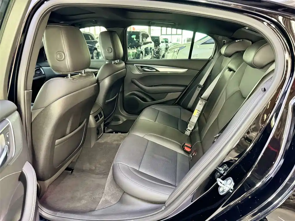 Cadillac CT5 2024 28T Premium Model купить на сайте DeffCars