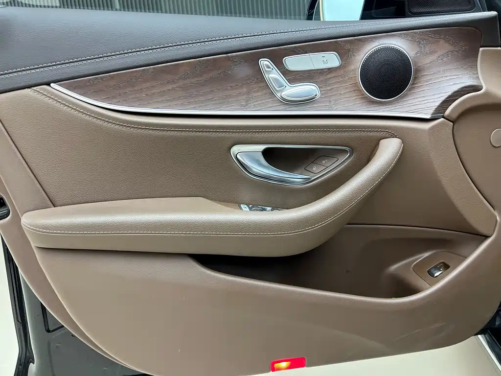 Mercedes-Benz E-Class 2021 facelift E 260 L купить на сайте DeffCars