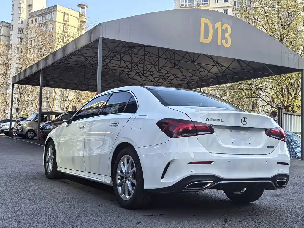 Mercedes-Benz A-Class 2020 Facelift A 200 L Sports Sedan Fashionable купить на сайте DeffCars