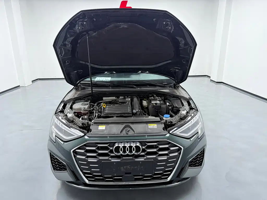Audi A3 2023 A3L Limousine 35 TFSI Fashionable and Sporty купить на сайте DeffCars