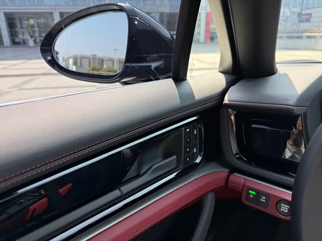 Panamera 2026 Panamera 4 Executive Extended Edition 2.9T купить на сайте DeffCars