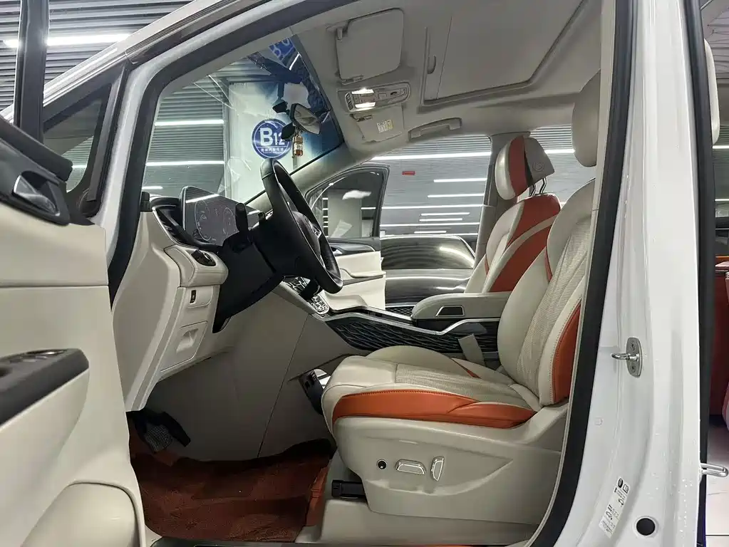 Buick GL8 2023 ES Lu Zun Comfort Type купить на сайте DeffCars