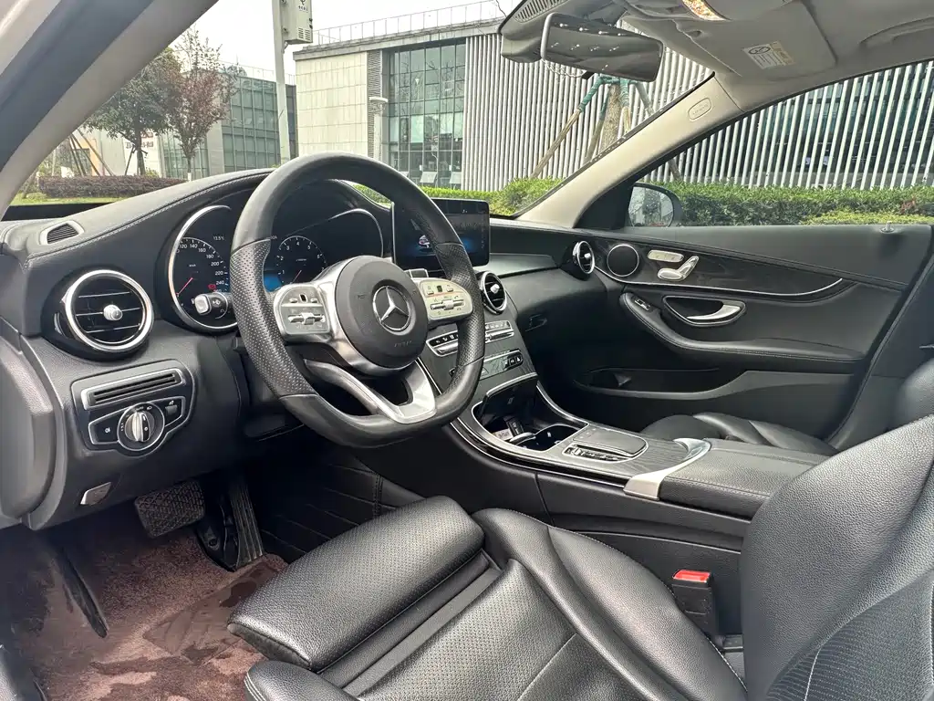 Mercedes-Benz C-Class 2020 facelift C 260 L sports version купить на сайте DeffCars