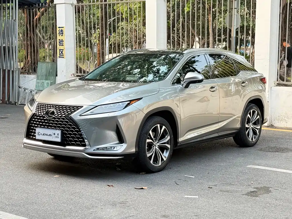 Lexus RX 2020 facelift 300 four-wheel drive elegant version купить на сайте DeffCars