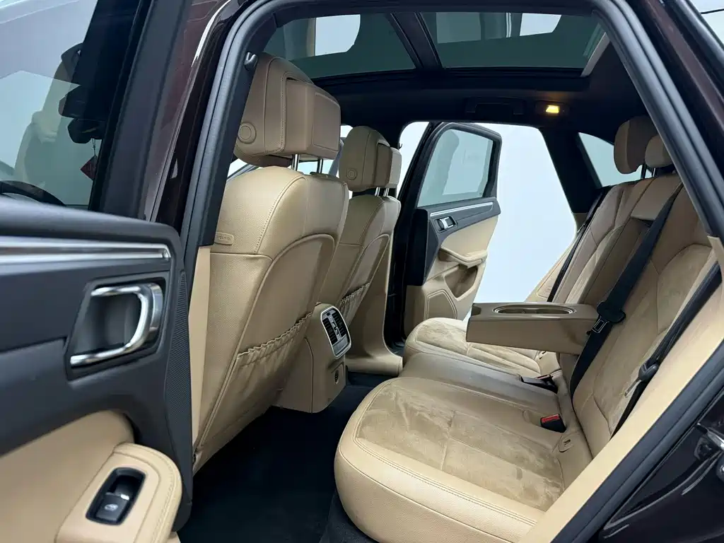 Macan 2018 Macan 2.0T купить на сайте DeffCars