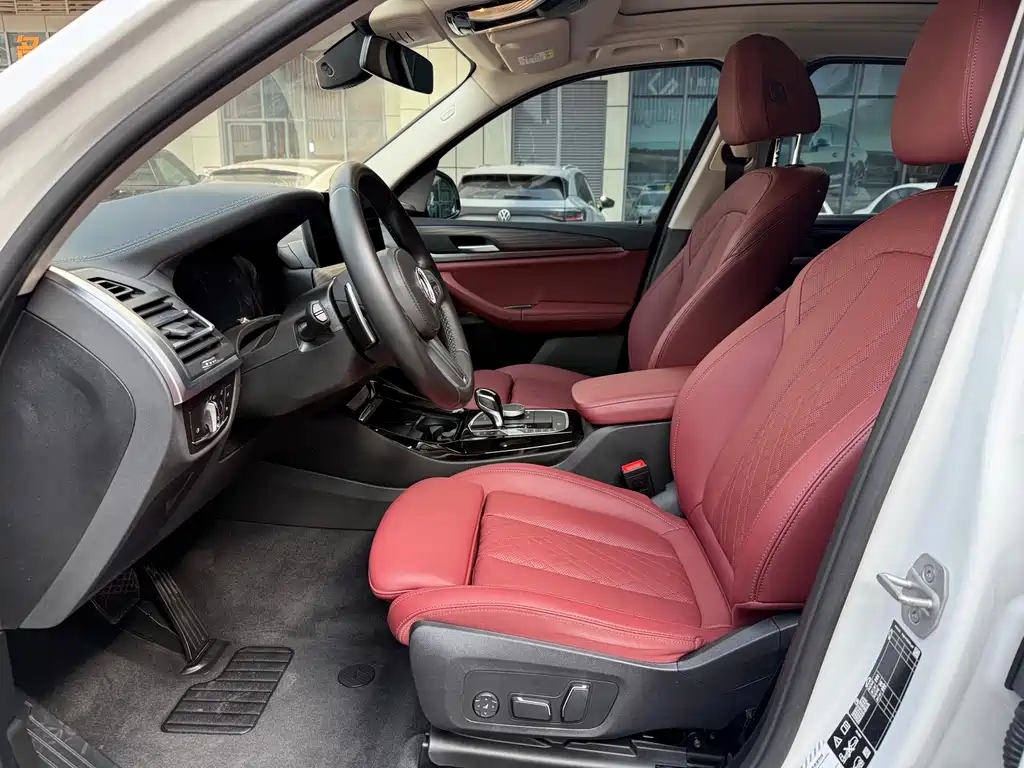 BMW X3 2023 Facelift xDrive30i Leading M Night Package купить на сайте DeffCars