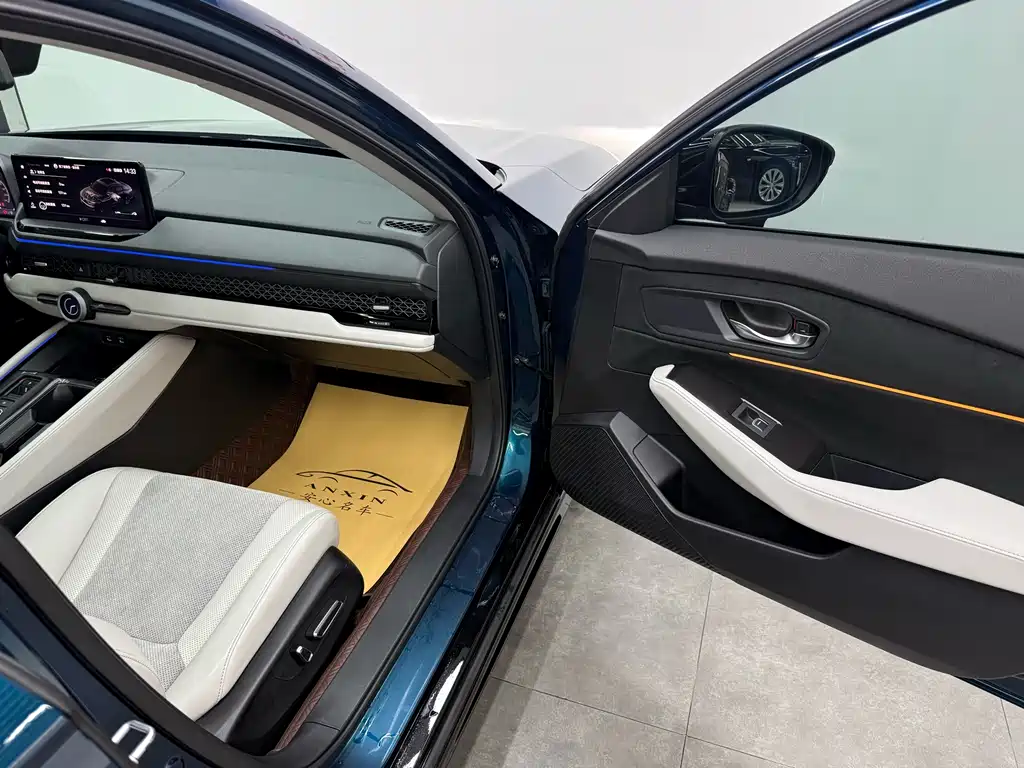 Accord New Energy 2023 2.0L e:PHEV flagship version купить на сайте DeffCars