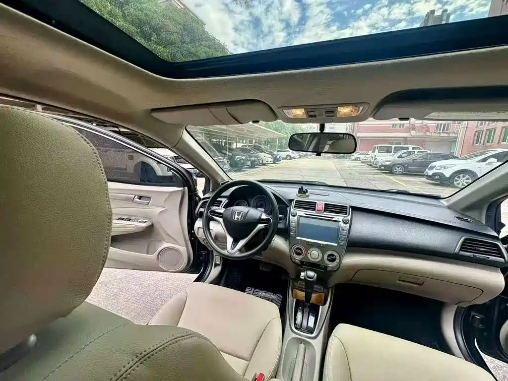 Fengfan Classic 2008 1.8L Automatic Deluxe Edition купить на сайте DeffCars