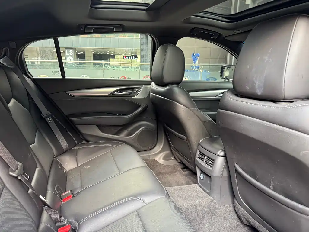 Cadillac CT5 2022 28T Premium Model купить на сайте DeffCars