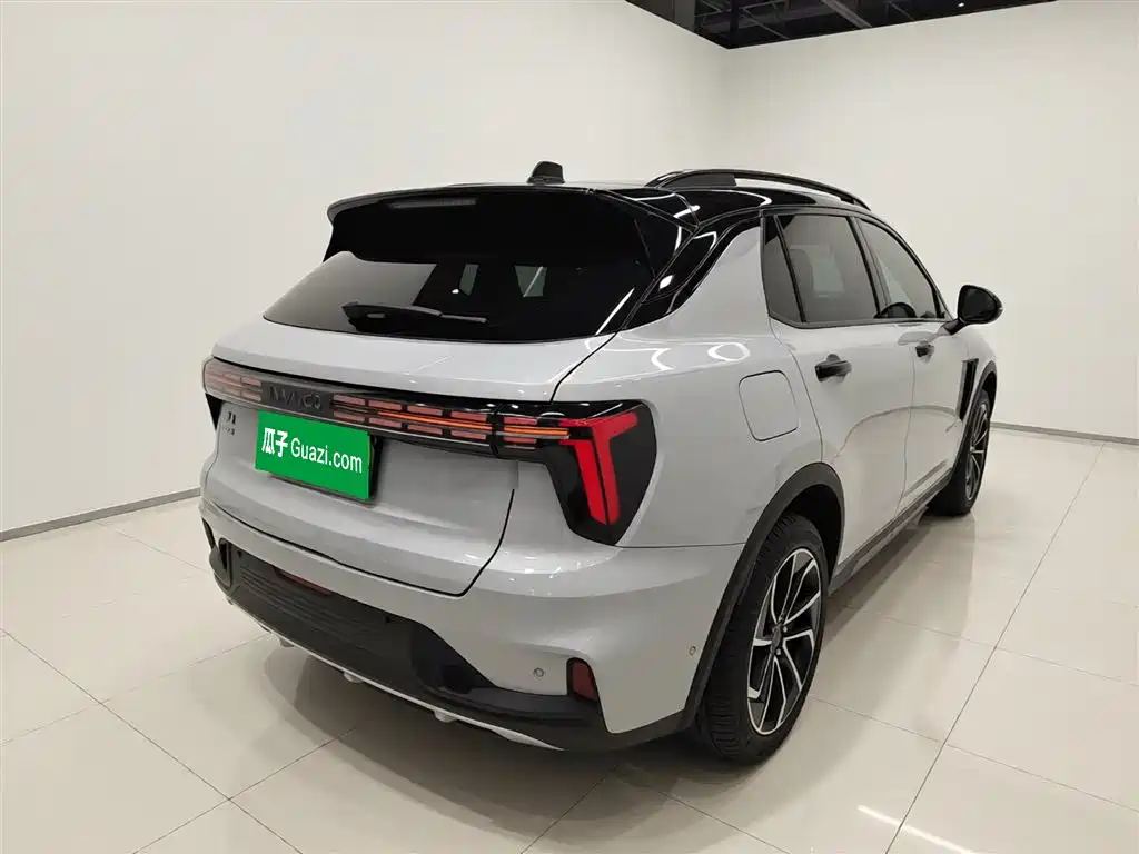 Lynk & Co 01 2023 1.5TD EM-F PM купить на сайте DeffCars