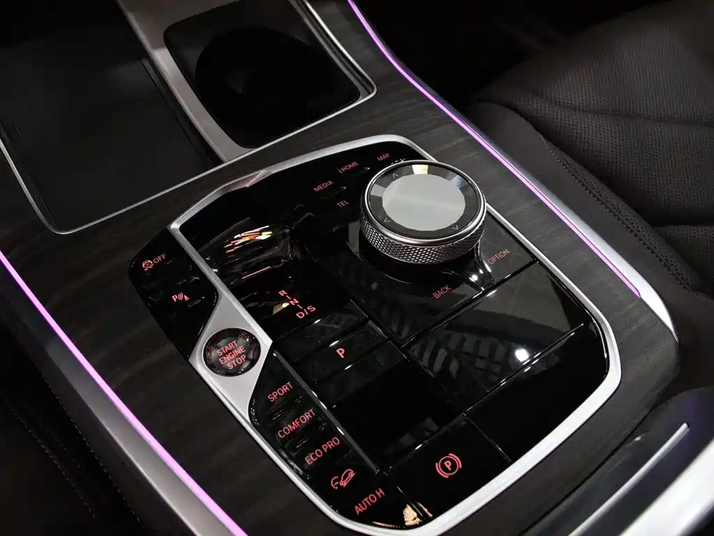 BMW X5 2023 xDrive 40Li M Sports Package купить на сайте DeffCars