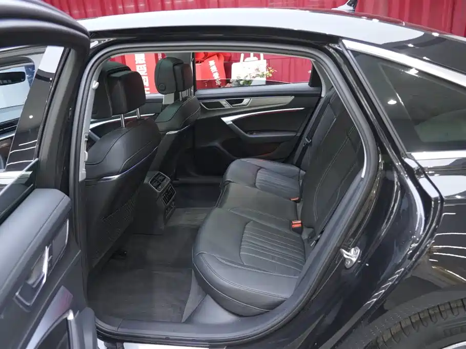 Audi A6L 2024 45 TFSI Premium Elegant Model купить на сайте DeffCars
