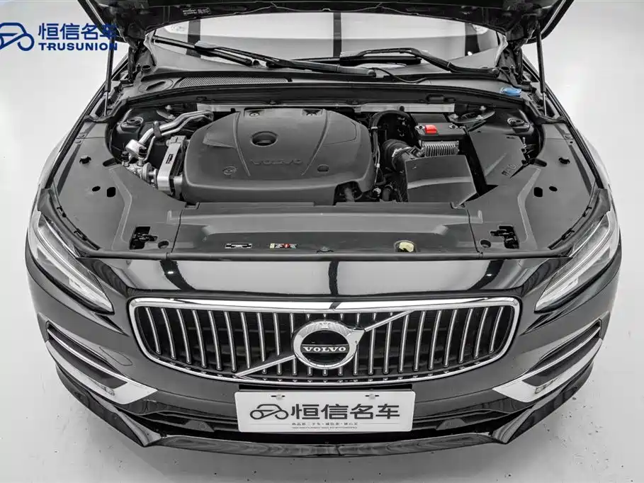 Volvo S90 2019 T5 Smart Edition купить на сайте DeffCars
