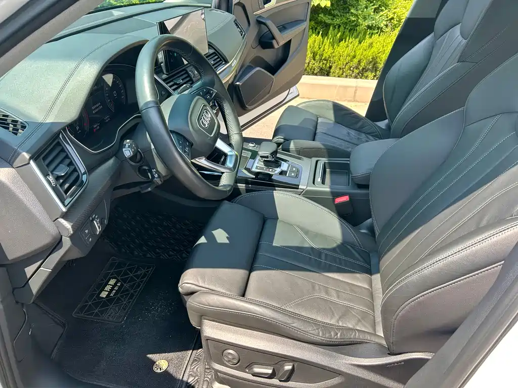 Audi Q5L 2021 40 TFSI luxury and dynamic model купить на сайте DeffCars